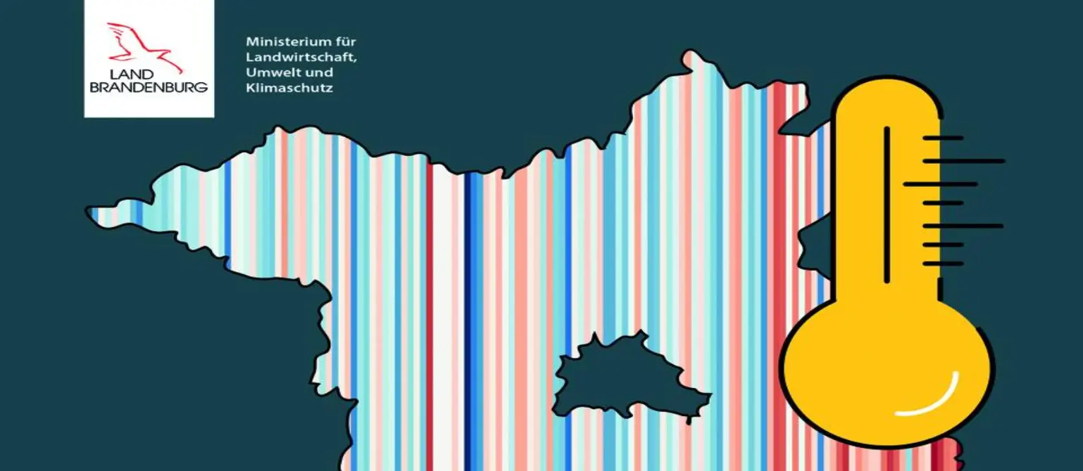 Grafik: Umriss des Bundeslands Brandenburg, der sich aus vielen bunten Streifen zusammensetzt. Daneben ein stilisiertes Thermometer in orange.