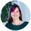 Porträtfoto Lisa Lehmann von Energie Brandenburg trägt eine Silberkette und ein schwarzes Oberteil.