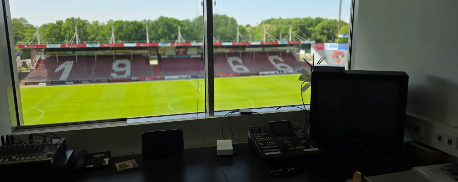 Kommunaler Stammtisch: Auch den Sicherheitsbereich des FC Energie Cottbus lernten die Teilnehmenden kennen.