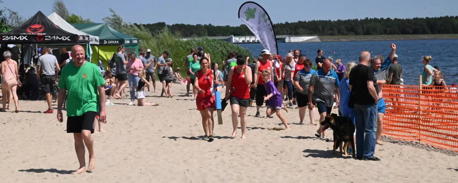 Strandleben bei den 17. Wasserfestspielen Neuhausen/Spree: Rund 5.000 Gäste waren 2025 an zwei Tagen vor Ort.